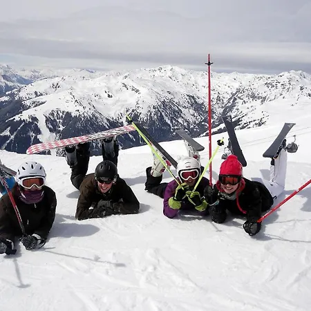 Skihuette Silberleiten, 14 Personen Casa de Férias *